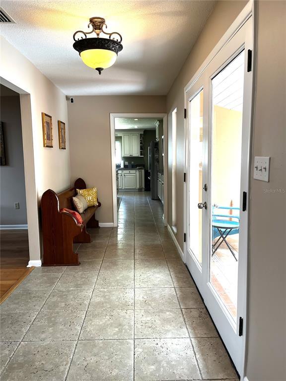 Picture of 2121 Suzanne Drive, Mount Dora FL 32757