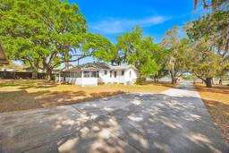 Picture of 16724 Highland Avenue, Montverde, FL 34756