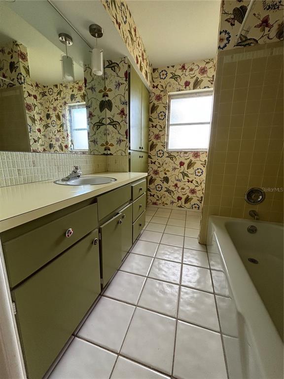 Picture of 3123 Chase Circle, Sarasota FL 34231