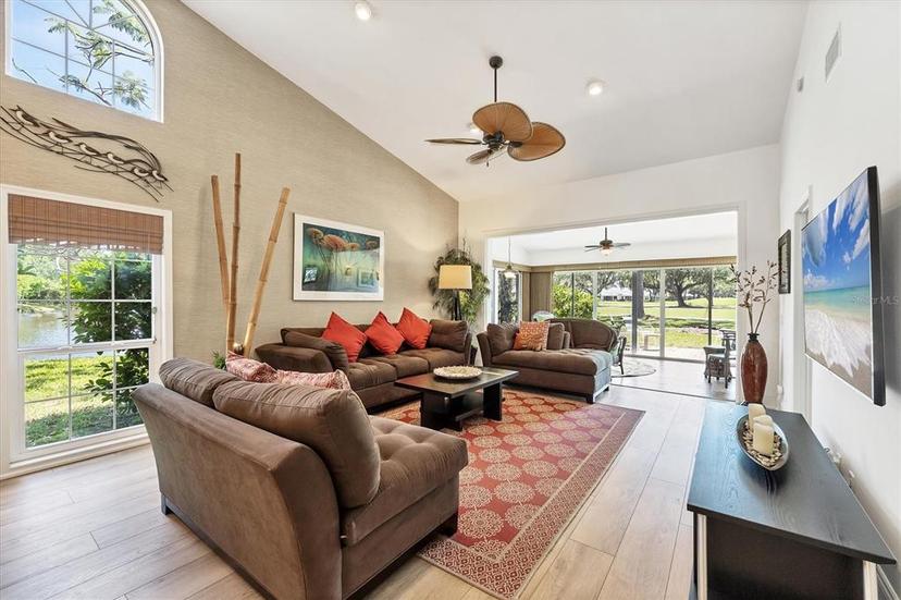 Picture of 5578 Country Club Way, Sarasota FL 34243