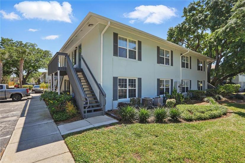 Picture of 4870 Conway Road Unit 106, Orlando FL 32812