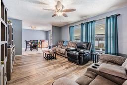 Picture of 206 Soldier Court, Seffner, FL 33584