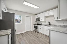 Picture of 1037 Waynesville Avenue, Lakeland, FL 33801