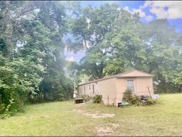 Picture of 16075 NW 37Th Terrace, Reddick, FL 32686