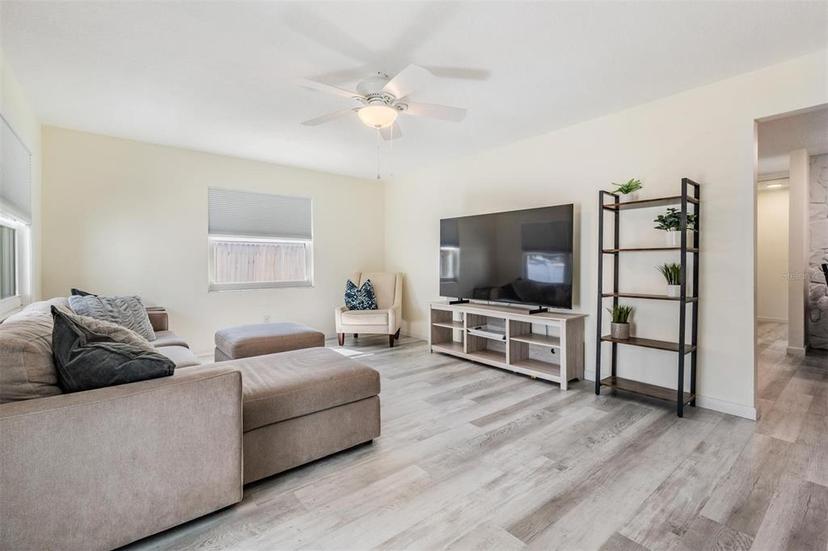 Picture of 4568 67Th Street N, St Petersburg FL 33709