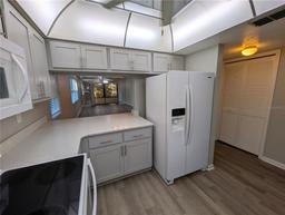 Picture of 2306 Hammock Pine Boulevard Unit 2306, Clearwater, FL 33761