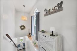 Picture of 1500 Lemon Bay Drive, Venice, FL 34293