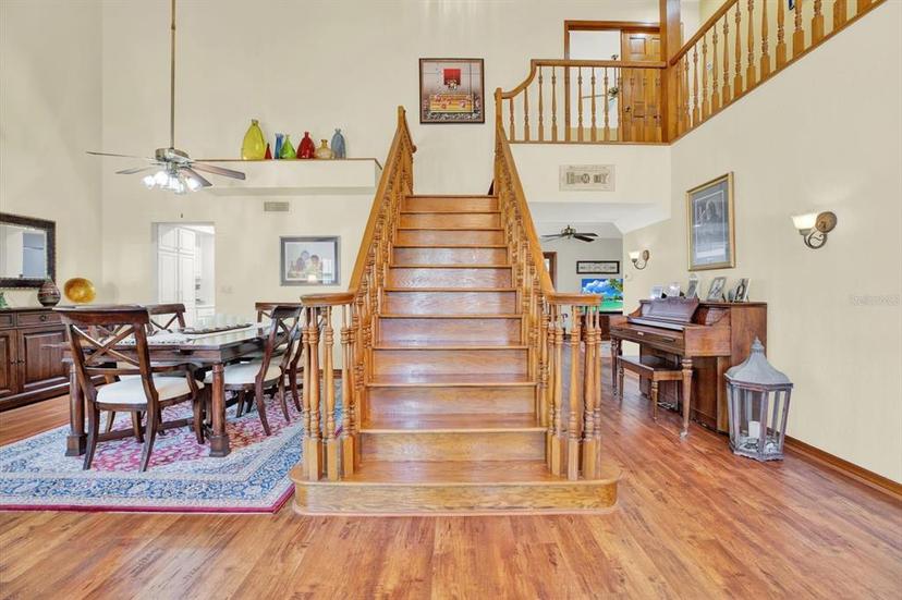 Picture of 7591 Harbor View Way, Seminole FL 33776