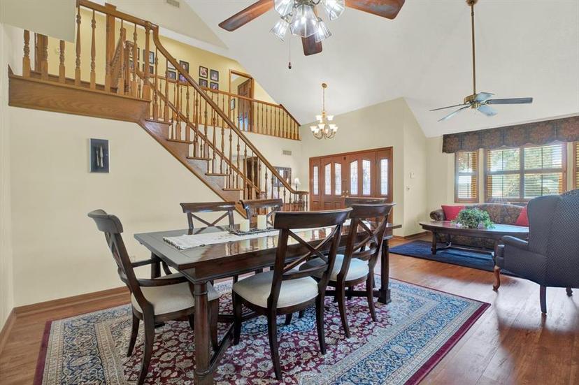 Picture of 7591 Harbor View Way, Seminole FL 33776