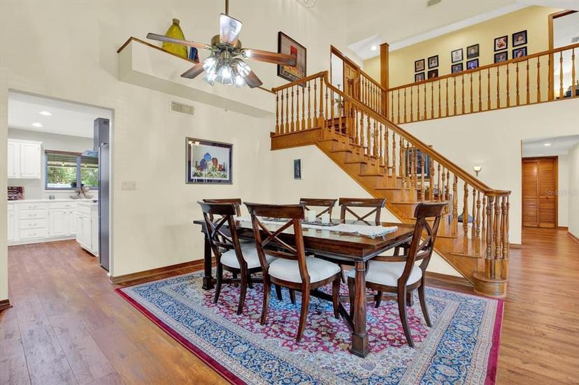 Picture of 7591 Harbor View Way, Seminole FL 33776