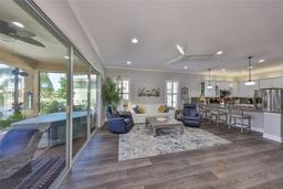 Picture of 4811 Sandy Glen Way, Wimauma, FL 33598