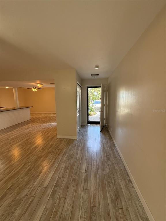 Picture of 940 Byron Court Unit 17C, Sarasota FL 34243