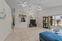Picture of 1607 Tropicana Way, Valrico, FL 33594