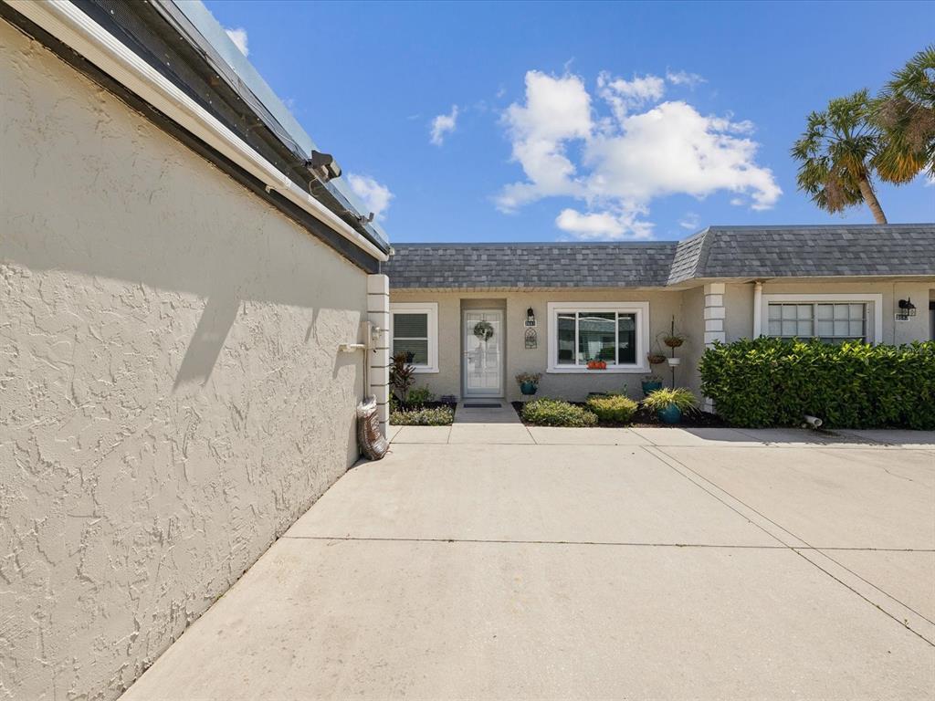Picture of 3681 Trophy Boulevard Unit 6, New Port Richey, FL 34655