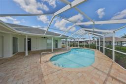 Picture of 6322 Cottonwood Lane, Apollo Beach, FL 33572