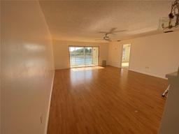 Picture of 4518 Narraganset Trail Unit 85A, Sarasota, FL 34233