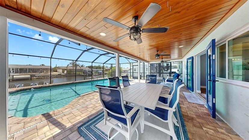 Picture of 6511 Senegal Palm Way, Apollo Beach FL 33572