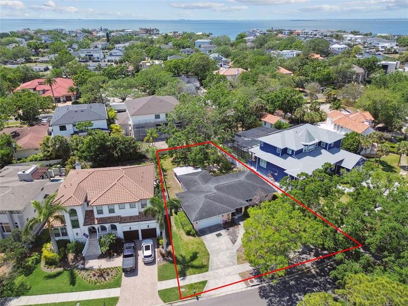 Picture of 2607 S Bryant Circle, Tampa FL 33629