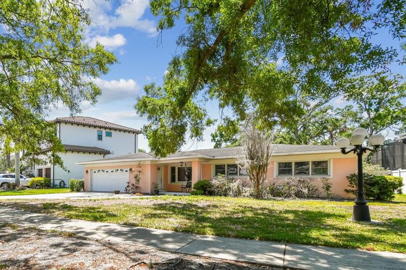 Picture of 2607 S Bryant Circle, Tampa FL 33629