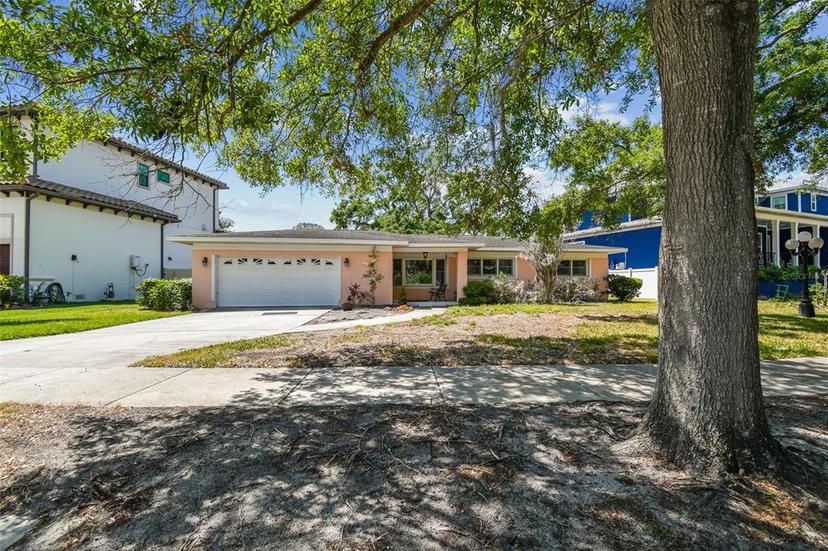 Picture of 2607 S Bryant Circle, Tampa FL 33629