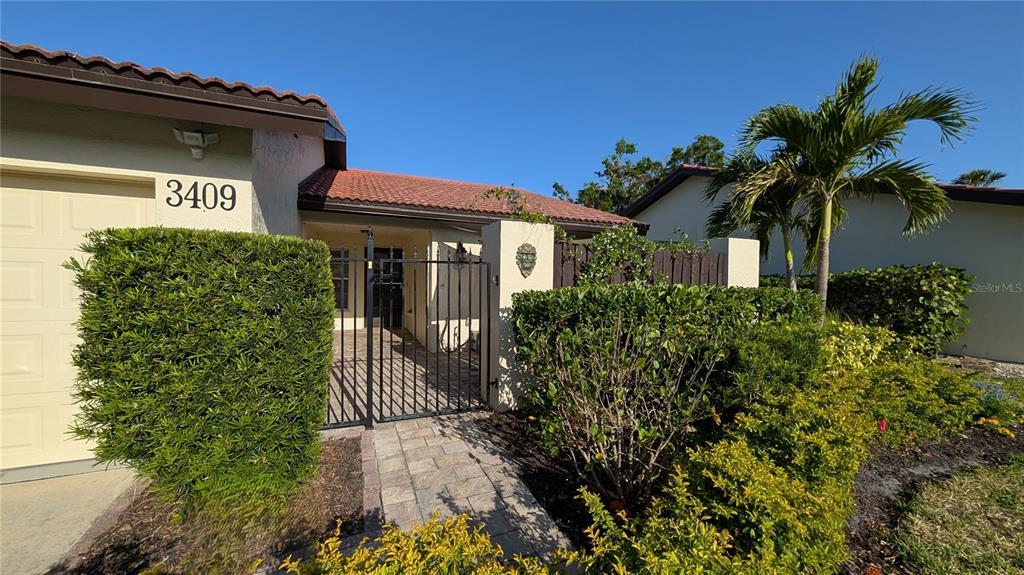 Picture of 3409 Montilla Court Unit 8410, Sarasota, FL 34232