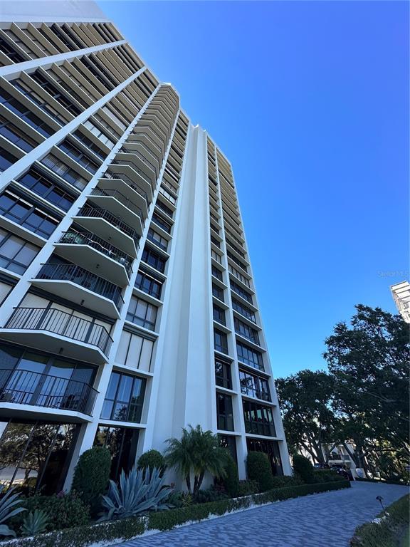 Picture of 3301 Bayshore Boulevard Unit 503, Tampa FL 33629