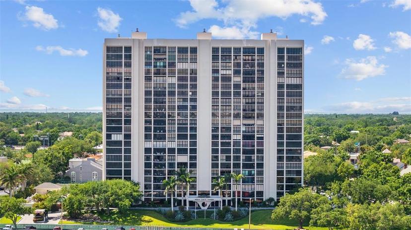 Picture of 3301 Bayshore Boulevard Unit 503, Tampa FL 33629