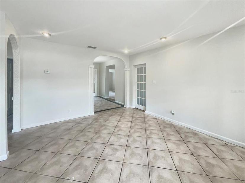 Picture of 2405 E Annie Street, Tampa FL 33612