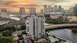 Picture of 600 Garrison Cove Lane Unit 2B, Tampa, FL 33602