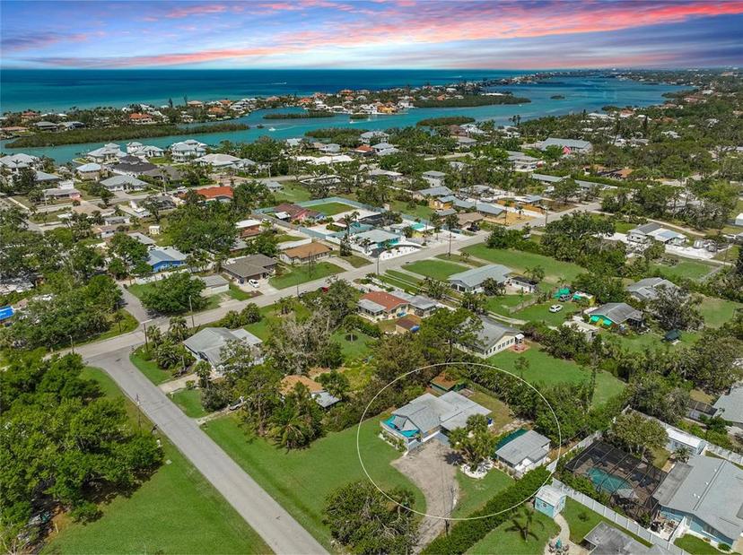 Picture of 810 Channel Acres Road, Nokomis FL 34275