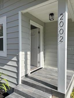 Picture of 2002 E Hanna Avenue, Tampa, FL 33610