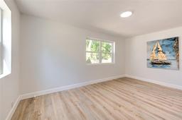 Picture of 2002 E Hanna Avenue, Tampa, FL 33610