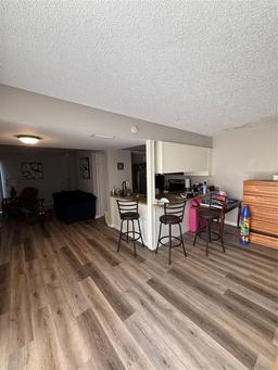 Picture of 1147 Longfellow Road Unit 157C, Sarasota, FL 34243