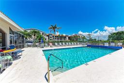 Picture of 9620 Club South Circle Unit 5208, Sarasota, FL 34238