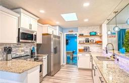 Picture of 1008 Euclid Road, Venice, FL 34293