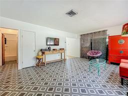 Picture of 5995 59Th Way N, St Petersburg, FL 33709