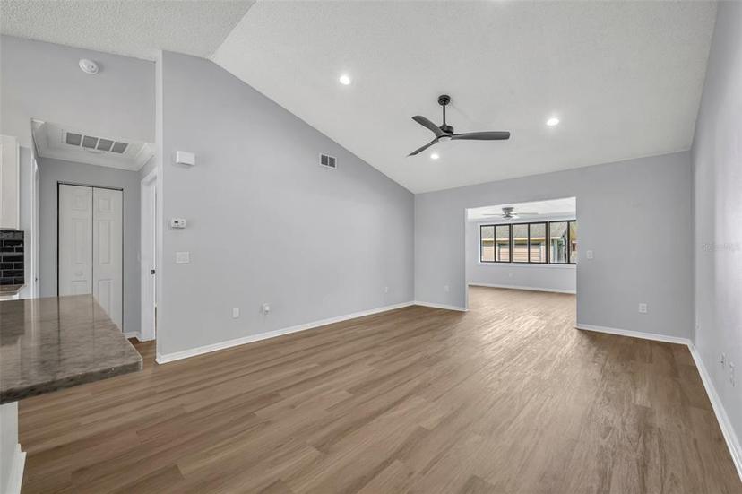 Picture of 717 S Ridgewood Avenue, Ormond Beach FL 32174