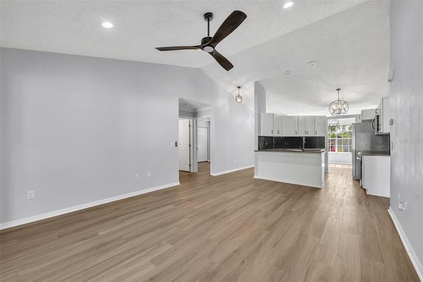 Picture of 717 S Ridgewood Avenue, Ormond Beach FL 32174