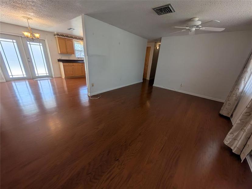 Picture of 10968 105Th Avenue, Largo FL 33778