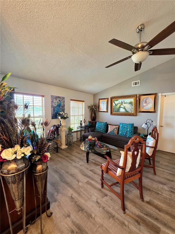 Picture of 2114 W Hanna Avenue, Tampa FL 33604