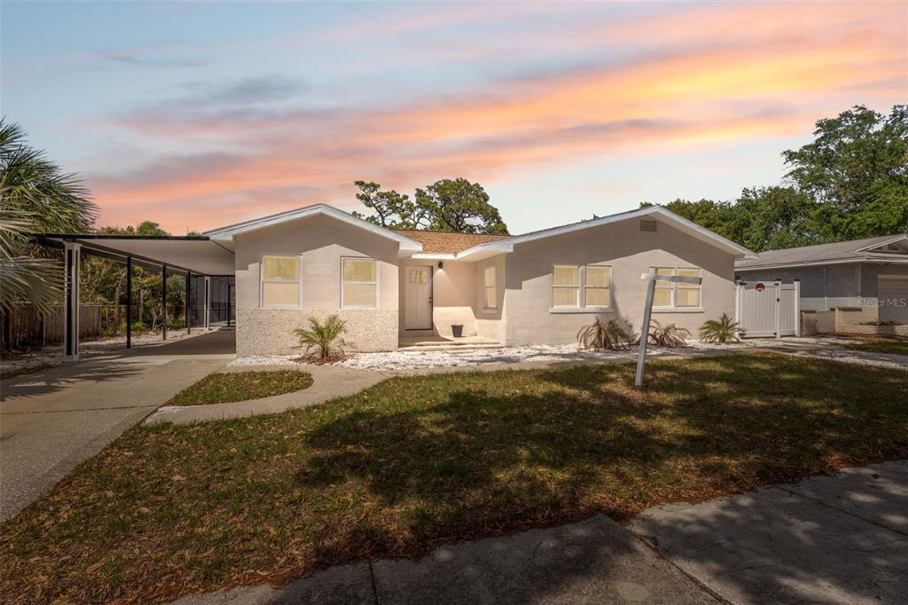 Picture of 7313 8Th Avenue N, St Petersburg, FL 33710