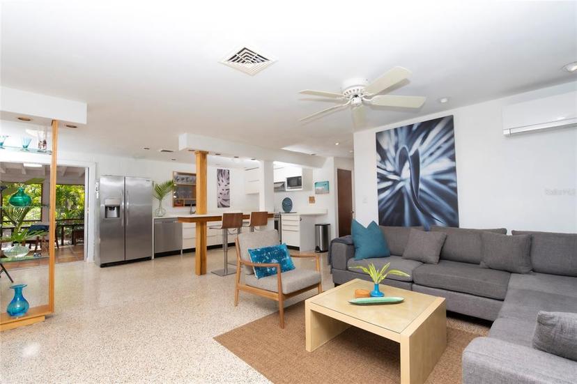 Picture of 313 Palmetto Road W, Nokomis FL 34275