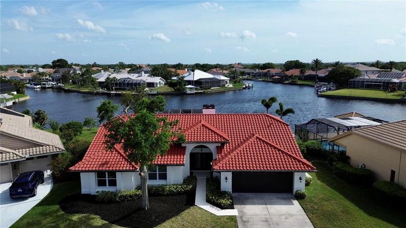 Picture of 4804 Longwater Way, Tampa FL 33615