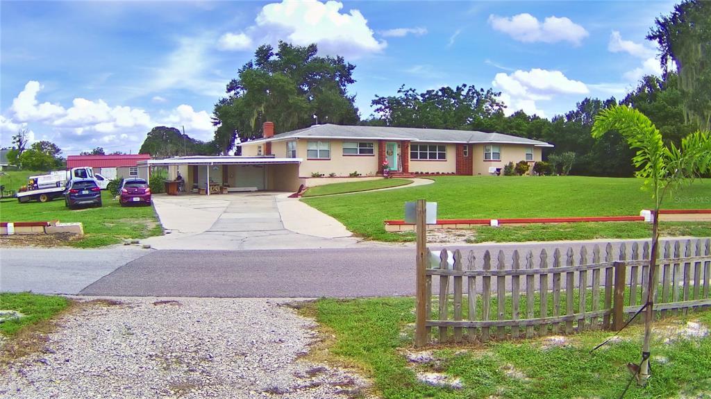 Picture of 301 S Clinch Lake Boulevard, Frostproof, FL 33843