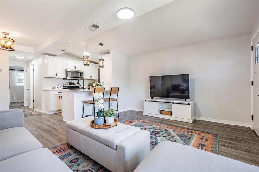 Picture of 4304 W Nassau Street, Tampa FL 33607
