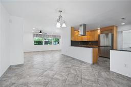 Picture of 1720 Emerald Drive, Clearwater, FL 33756