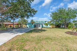 Picture of 938 The Rialto, Venice, FL 34285