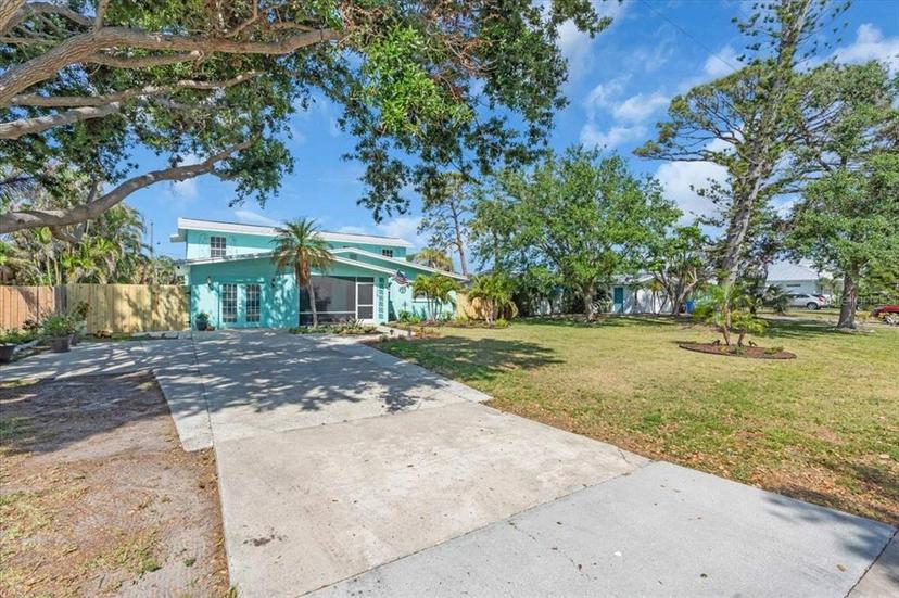 Picture of 938 The Rialto, Venice FL 34285