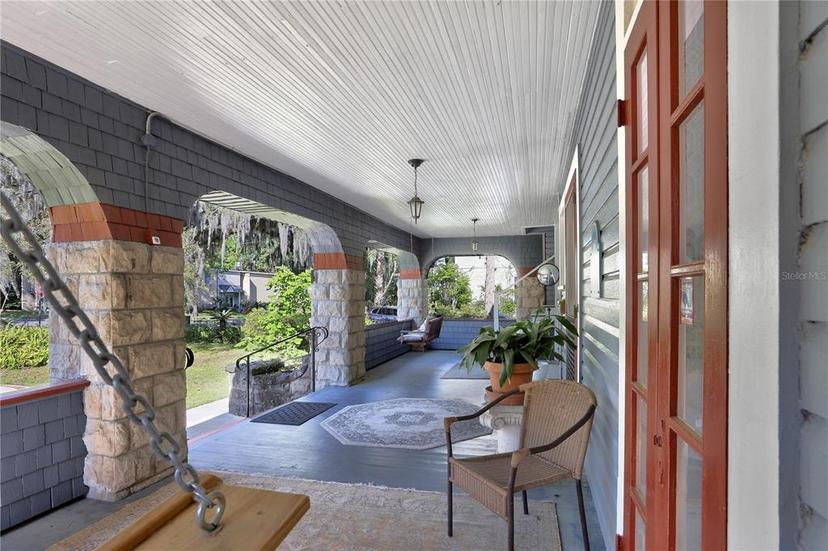 Picture of 417 NE 4Th Avenue, Gainesville FL 32601