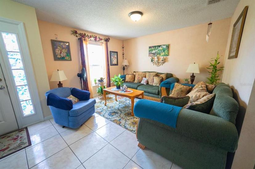 Picture of 905 Gloucester Court, Kissimmee FL 34758